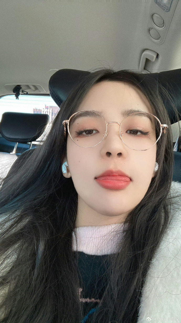 红辣椒娃娃脸2
