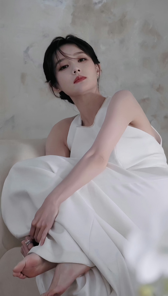 《小小十三岁》免费观看