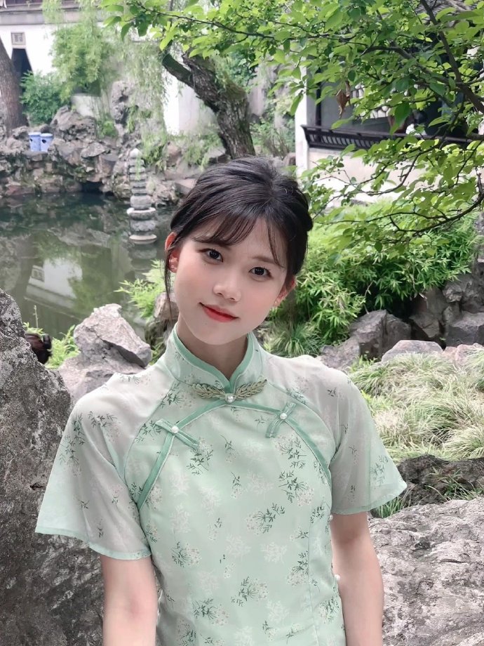 后入式女性弓背和塌腰的区别